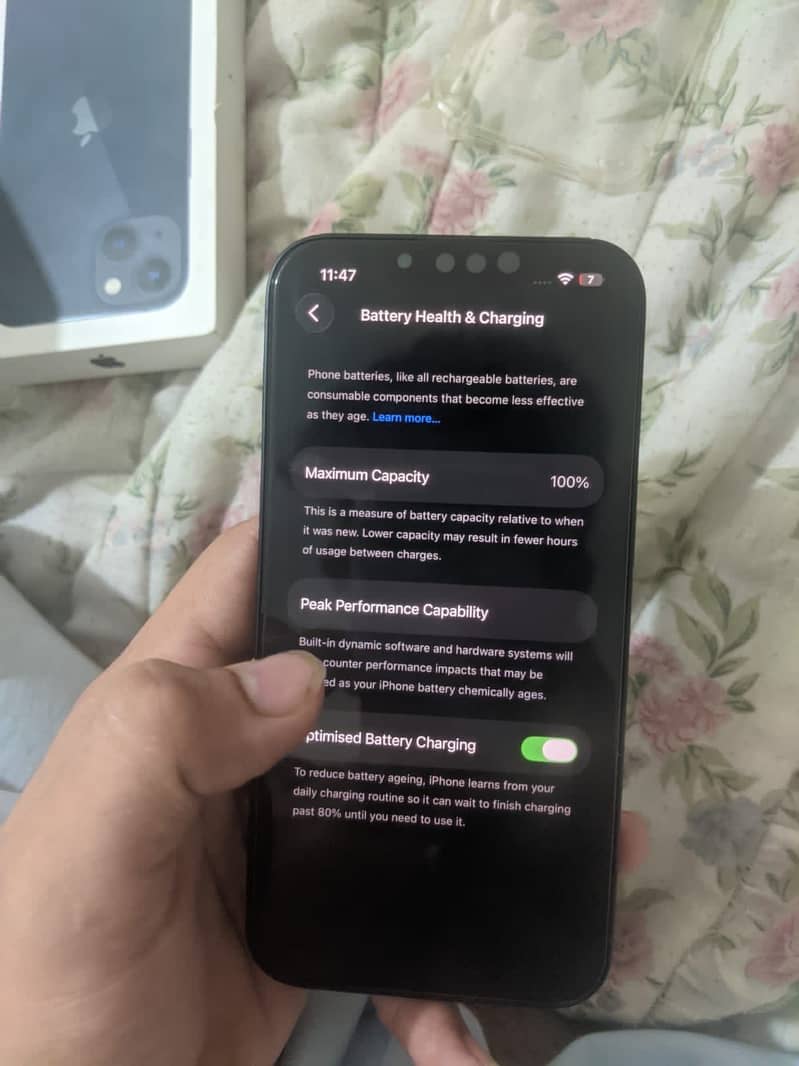 Apple iPhone 13 9