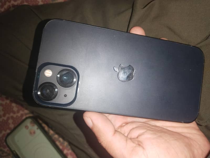 Apple iPhone 13 0