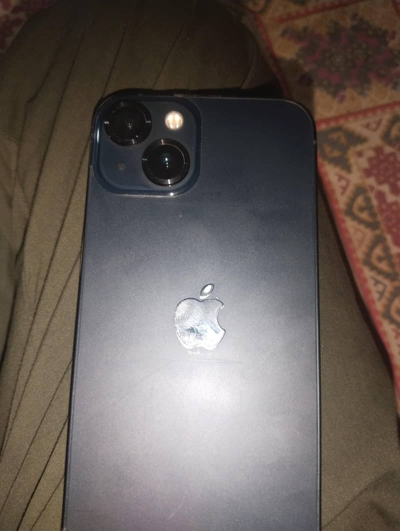 Apple iPhone 13 3