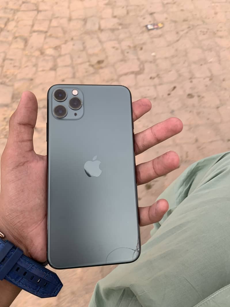Apple iPhone 11 Pro Max 1