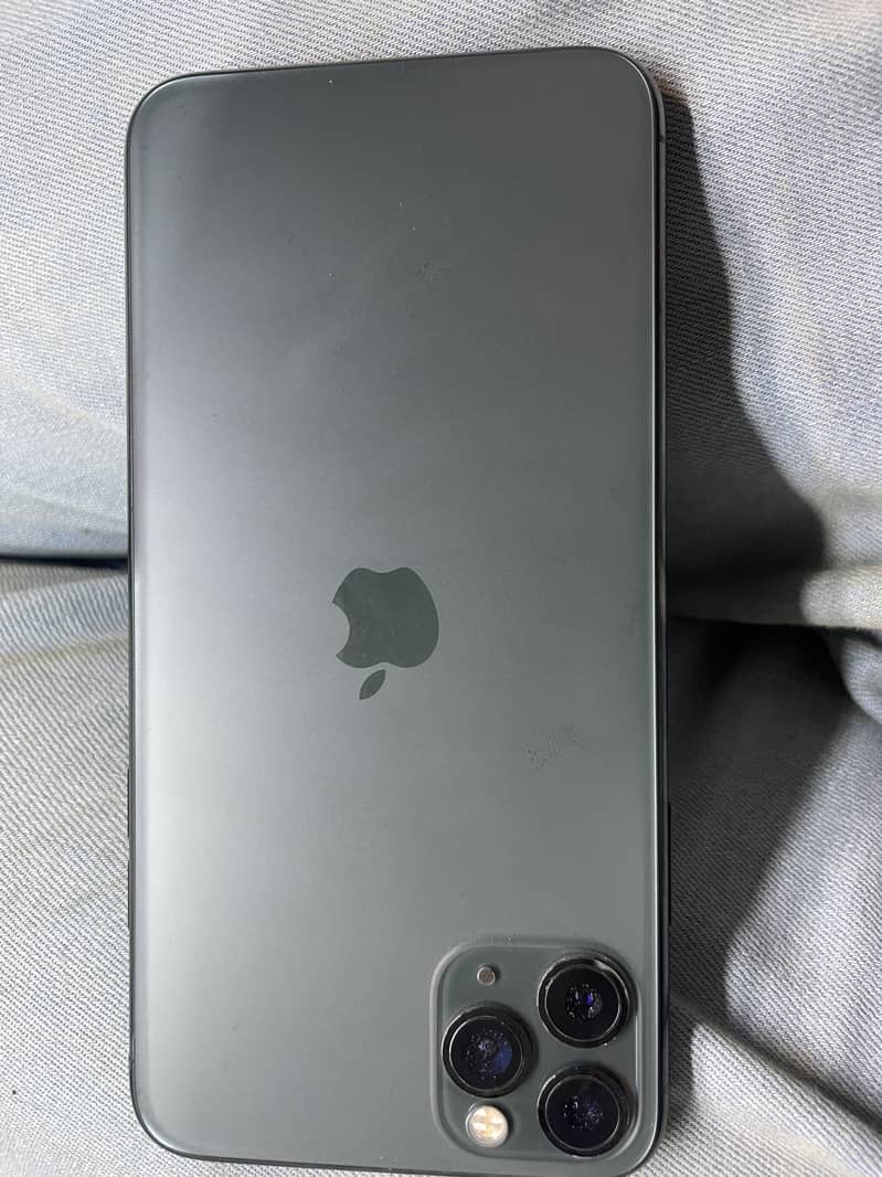 Apple iPhone 11 Pro Max 3