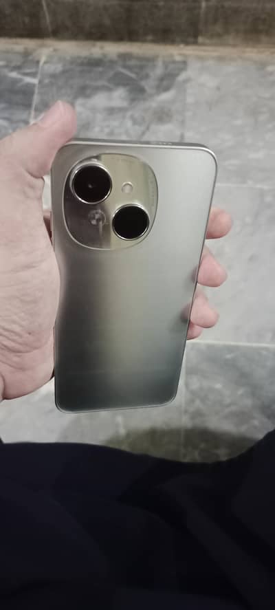 tecno spark go 1