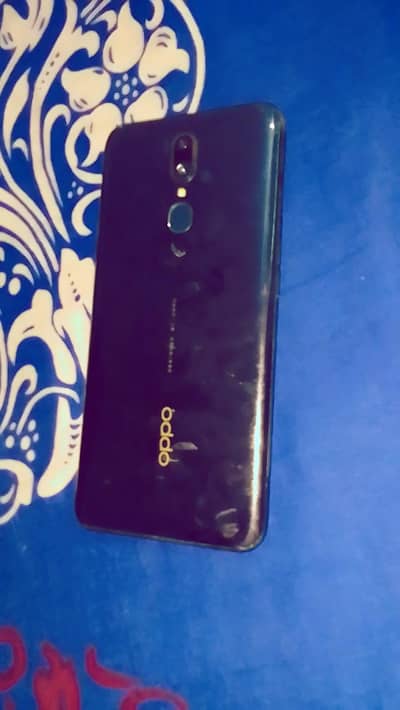 oppo F11  urgent sale