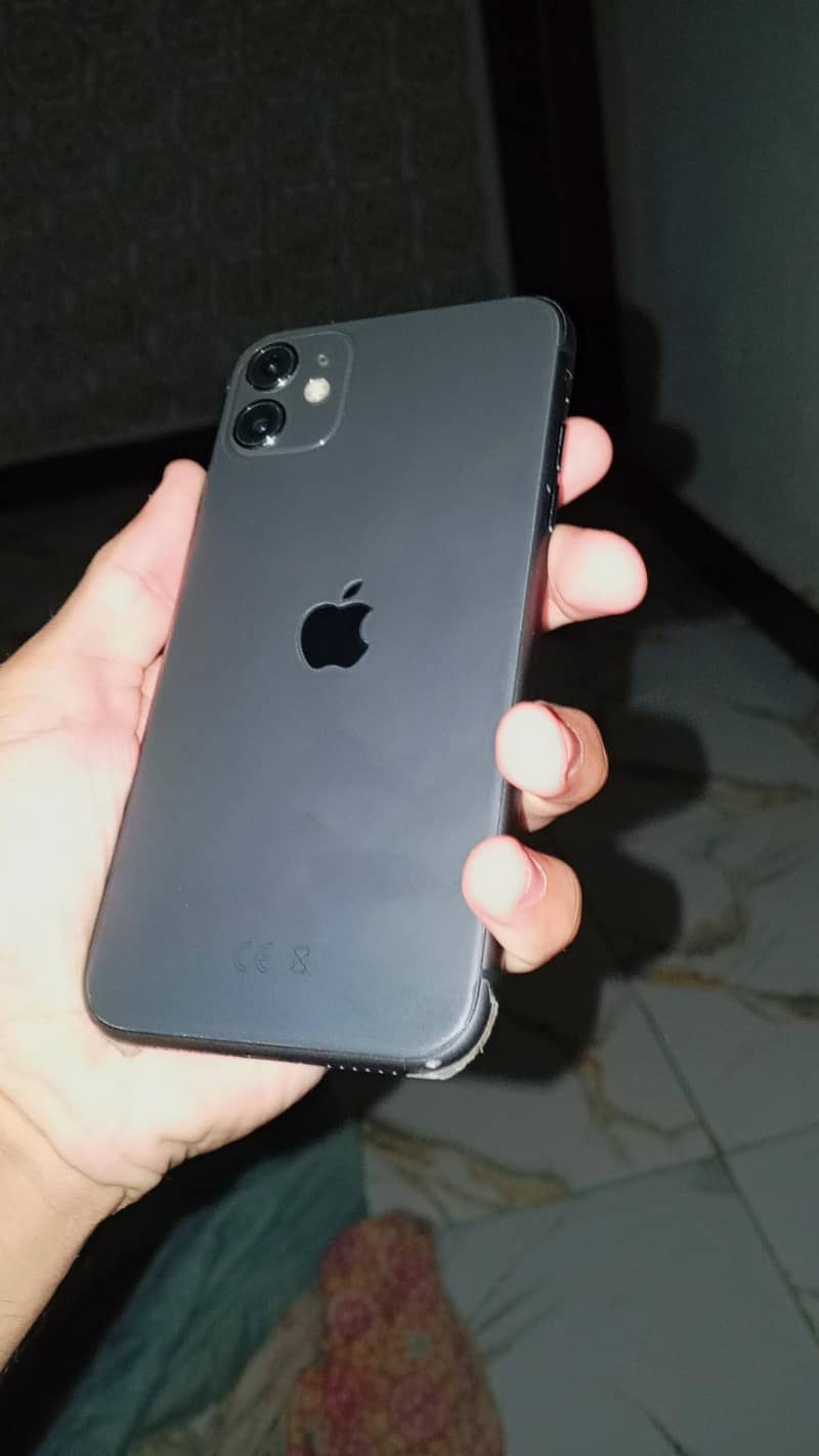 Apple iPhone 11 7