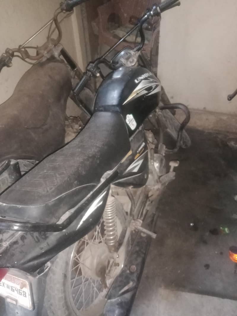 Unique 100cc 2012 3