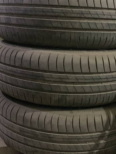 Goodyear Efficient Grip 195/65 R 15 with imported Alloy Rims