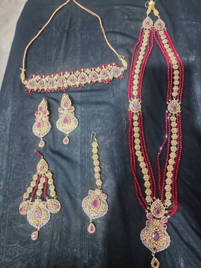 Complete Maroon Kundan Jewellery Set for Wedding & Party Wear