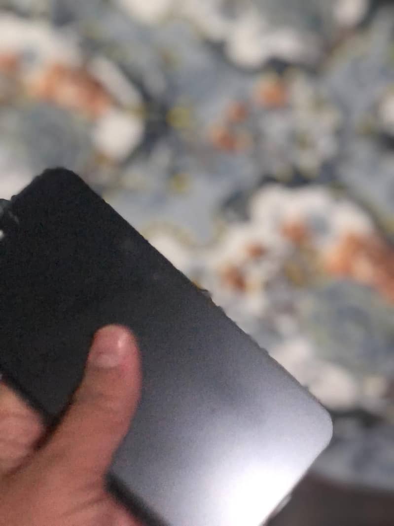Apple iPhone 15 Pro Max 4