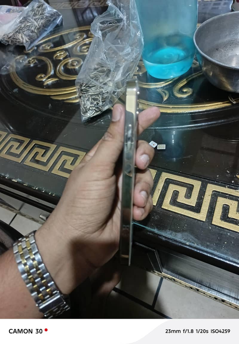 Apple iPhone 12 Pro 4
