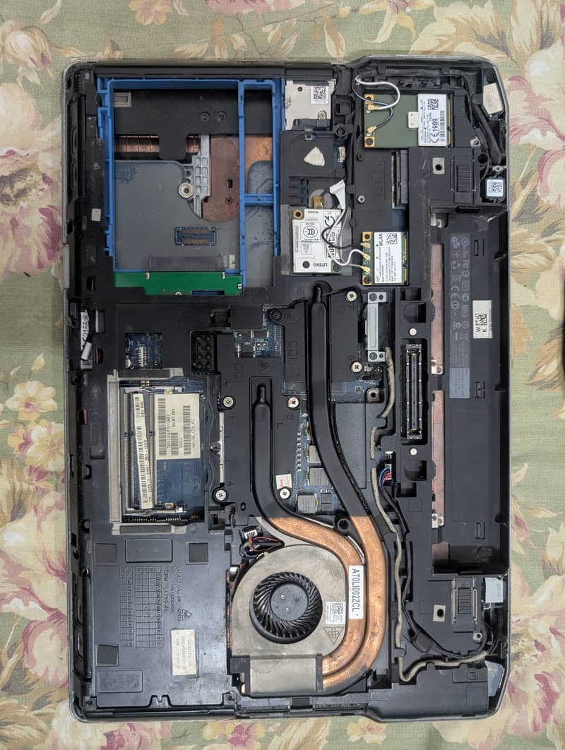 Dell Latitude E6550 3