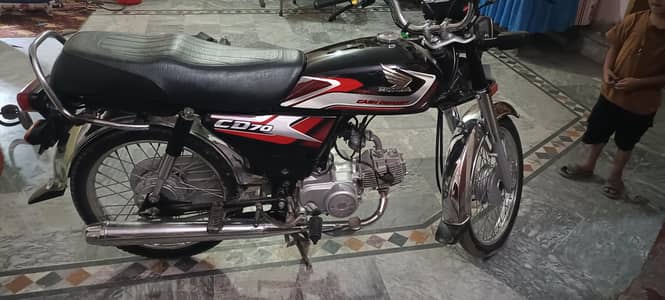 Honda 70 24/25 urgent sale all ok lush condition