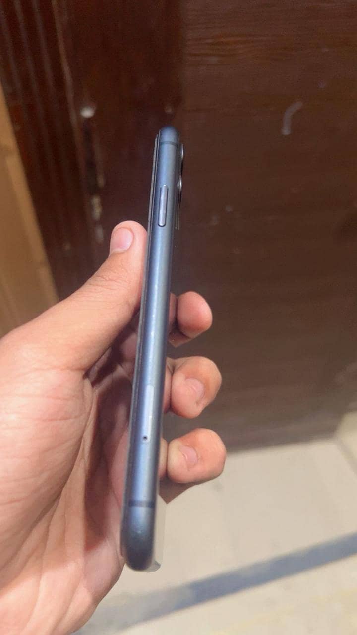 Apple iPhone 11 5