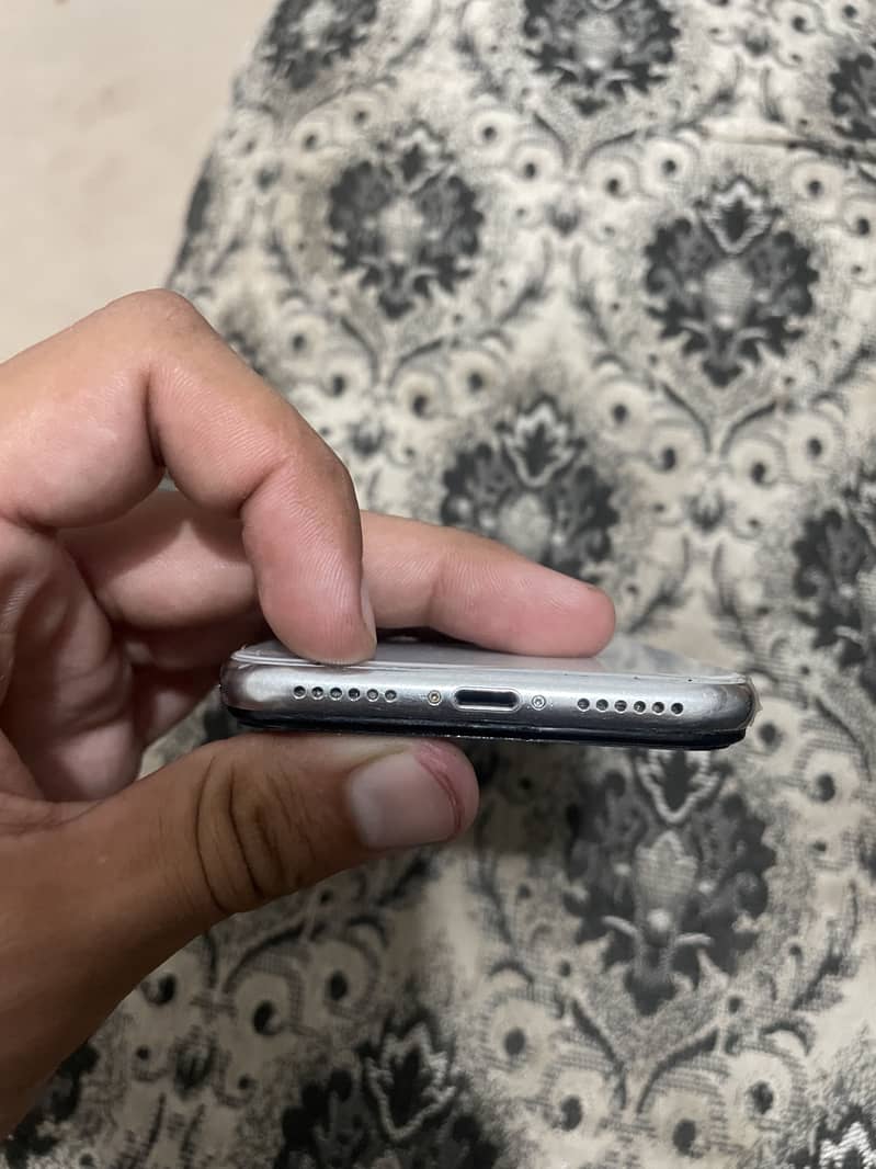 Apple iPhone X 1