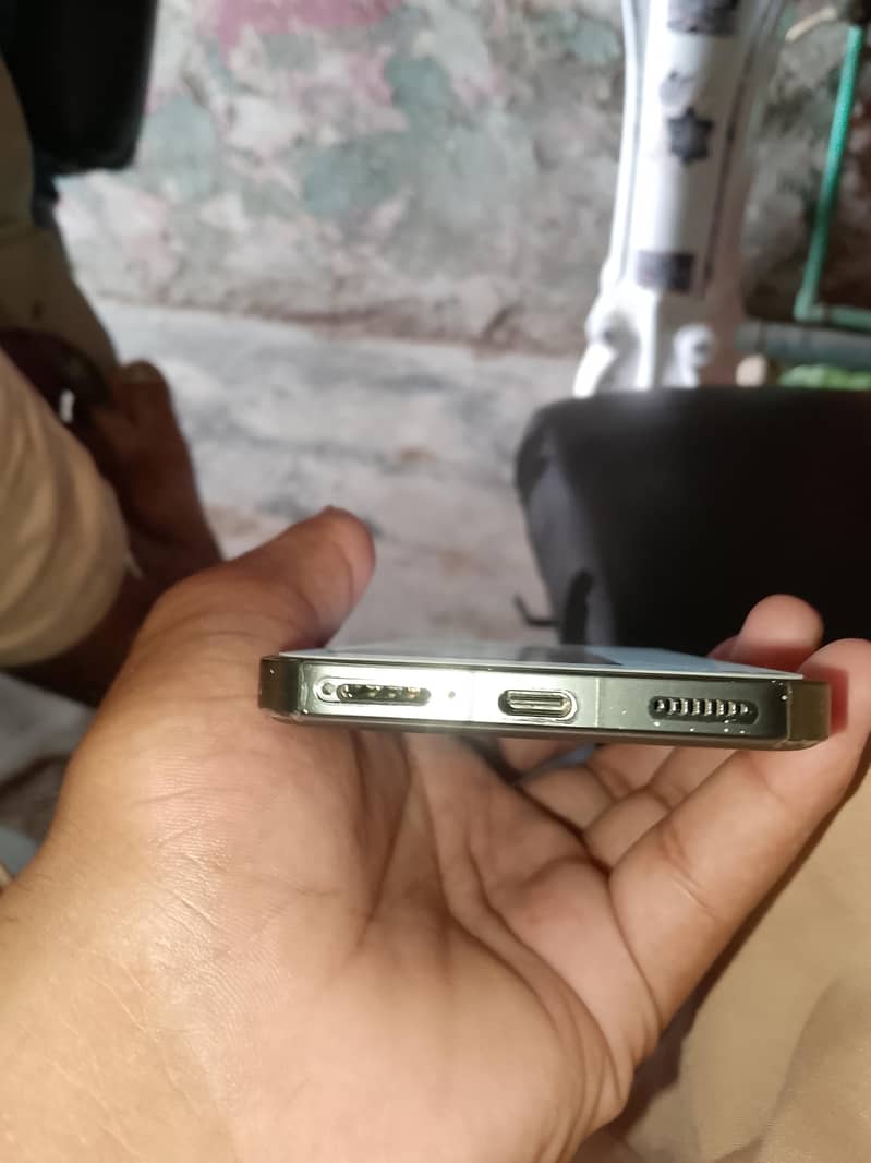 Xiaomi 13 2