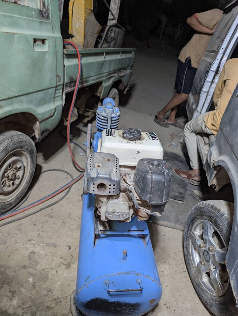 AIR COMPRESSOR 0