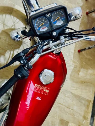 Honda 125 self start