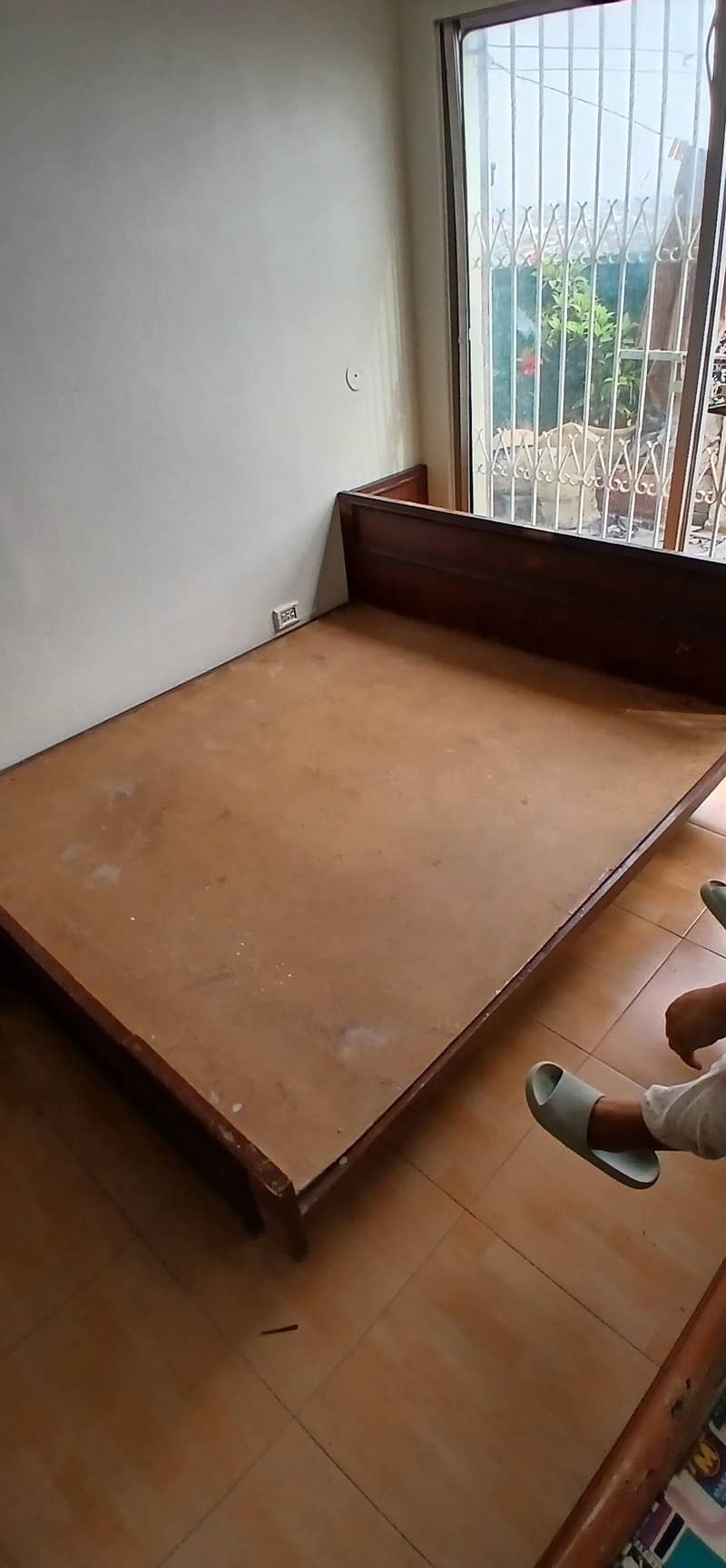 used bed 3