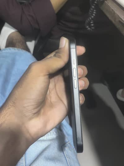 Apple iPhone 15