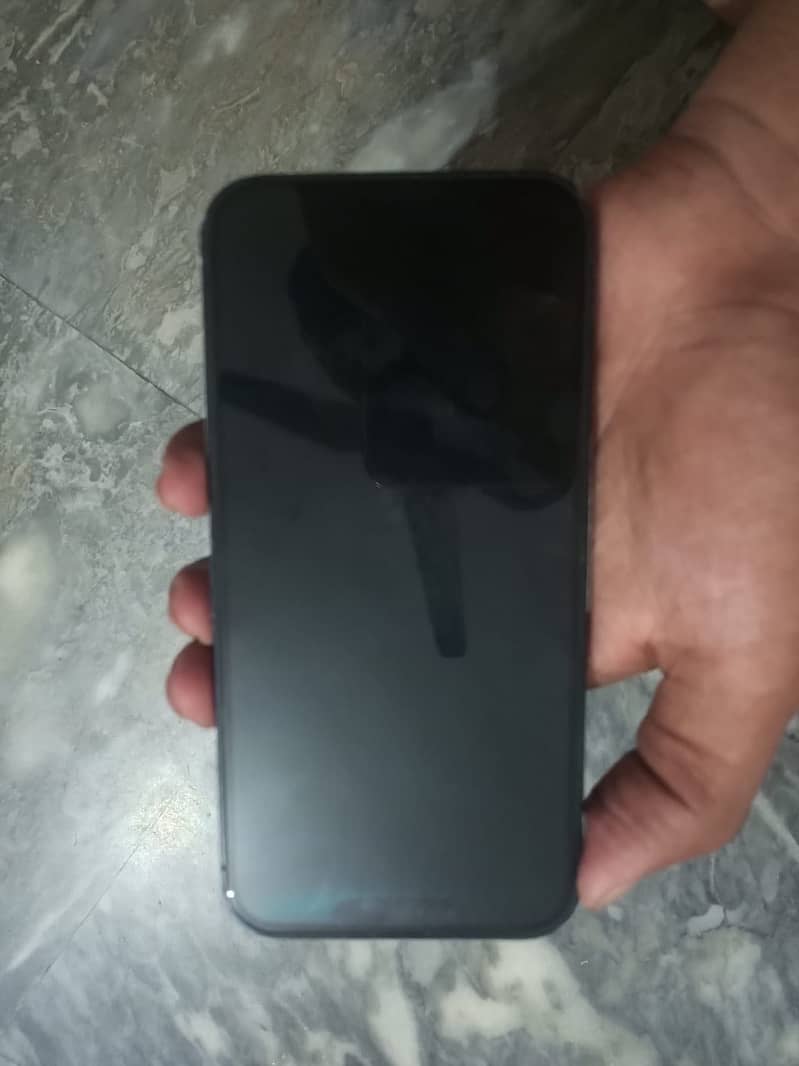 Apple iPhone 13 3