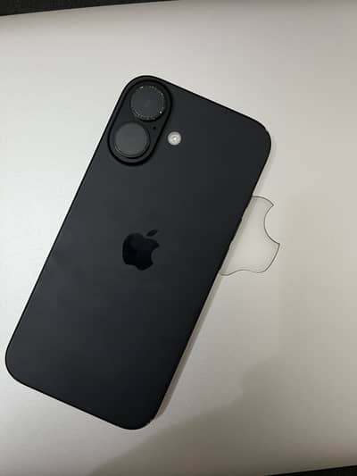 Apple iPhone 16