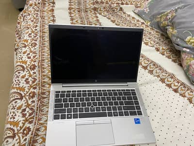 hp elite book 840 g8 i5 11th gen  24gb ram 500gb hard