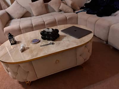 Luxury Center Table – Like New