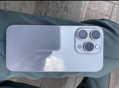 Apple iPhone 15 Pro