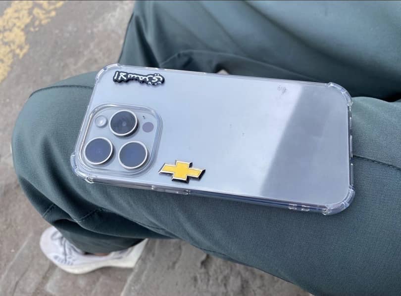 Apple iPhone 15 Pro 2