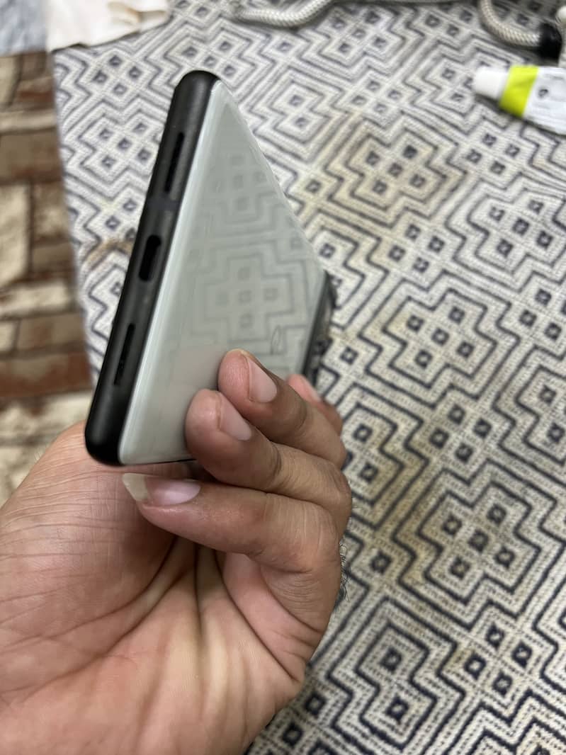 Google Pixel 6 5