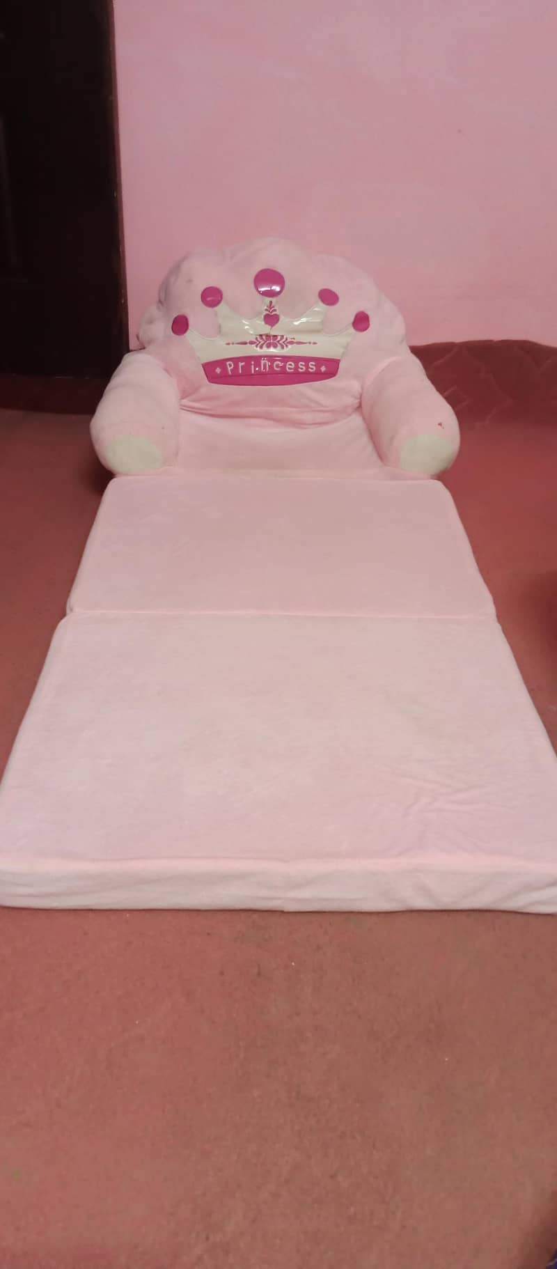 Baby Sofa Combed. 1