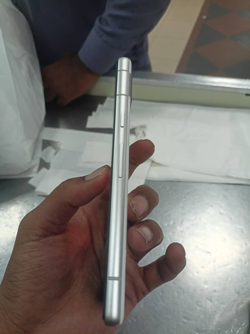 Google Pixel 7a 1