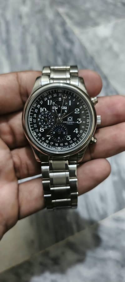 BLACK DIAL WATCH CHARAONGRAPGH