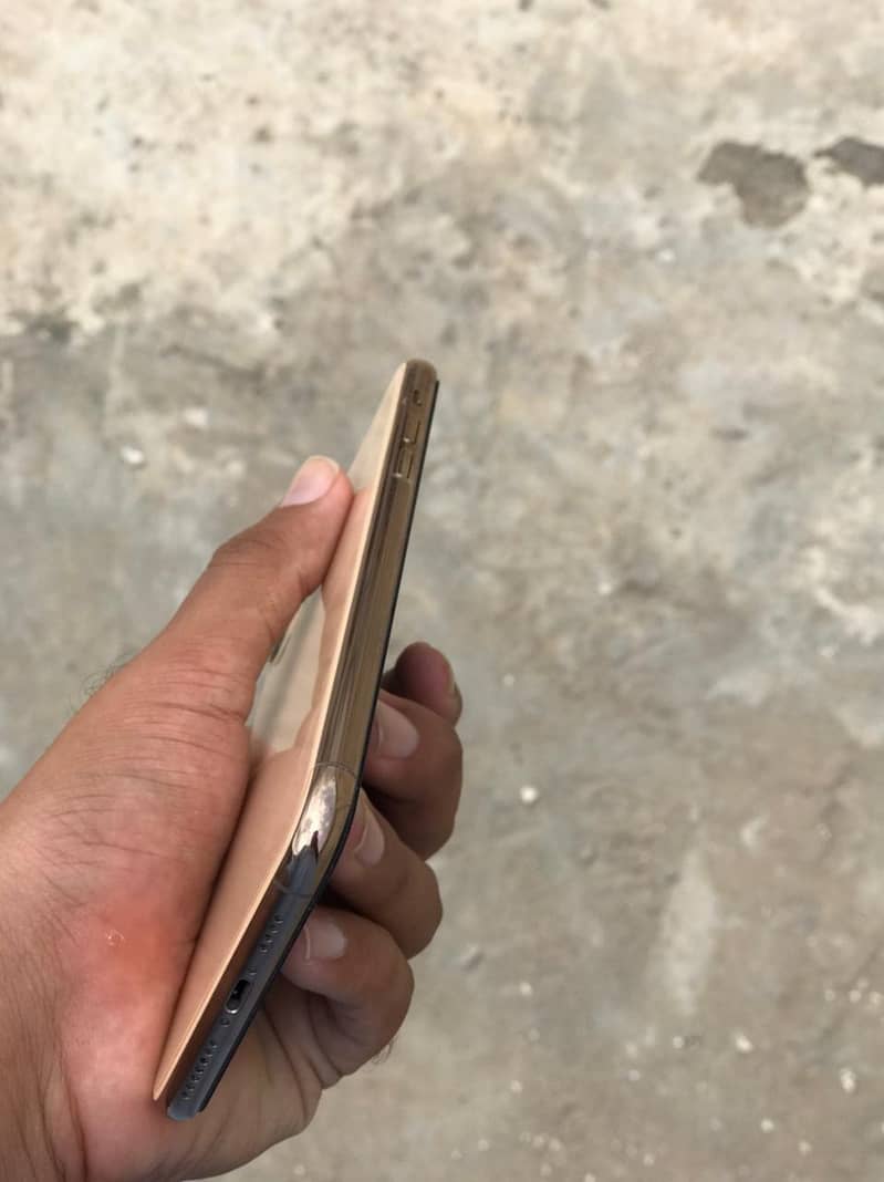 Apple iPhone 11pro max 5