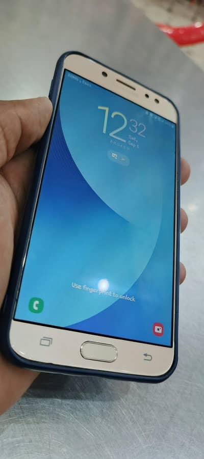 Samsung Mobile J7 Pro
