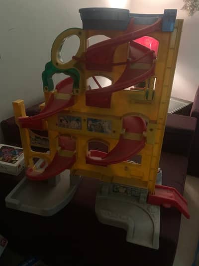 Cars track