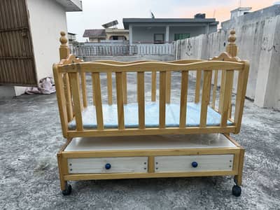 New born Baby swing (jhola) brand new ,no used urgent sale