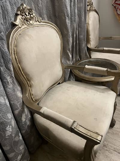 Bed room chair