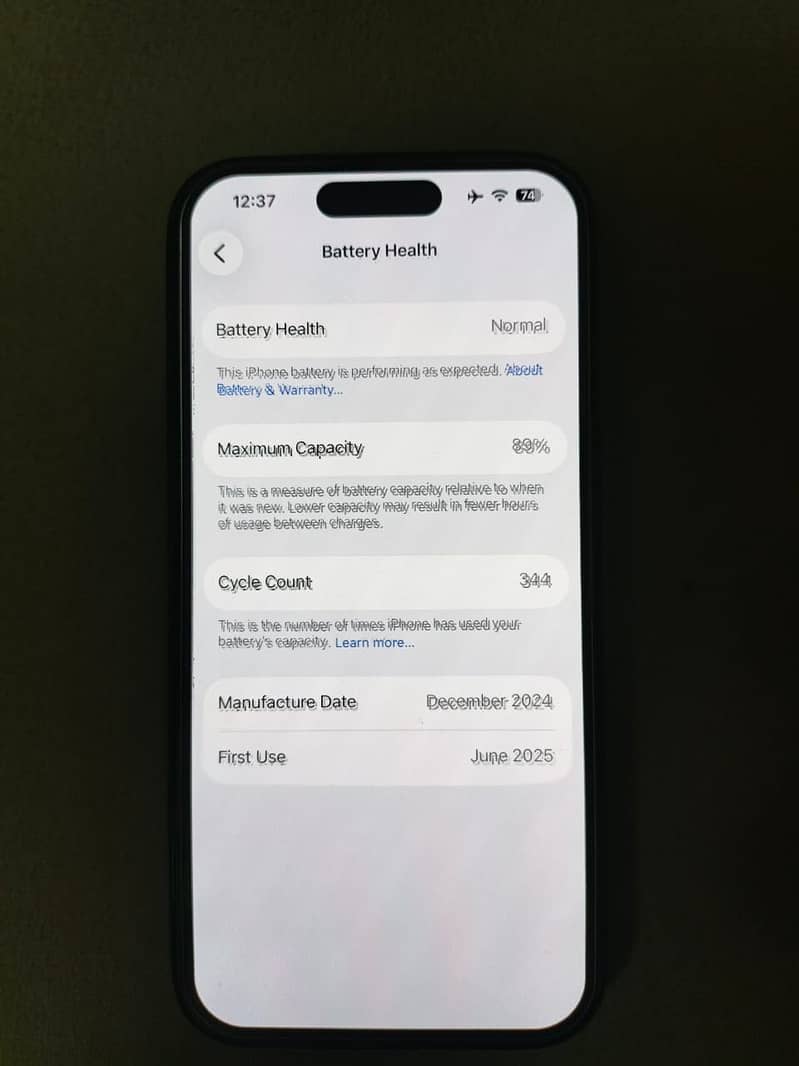 Apple iPhone 16 1