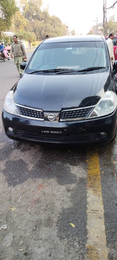 Nissan Tiida 2007