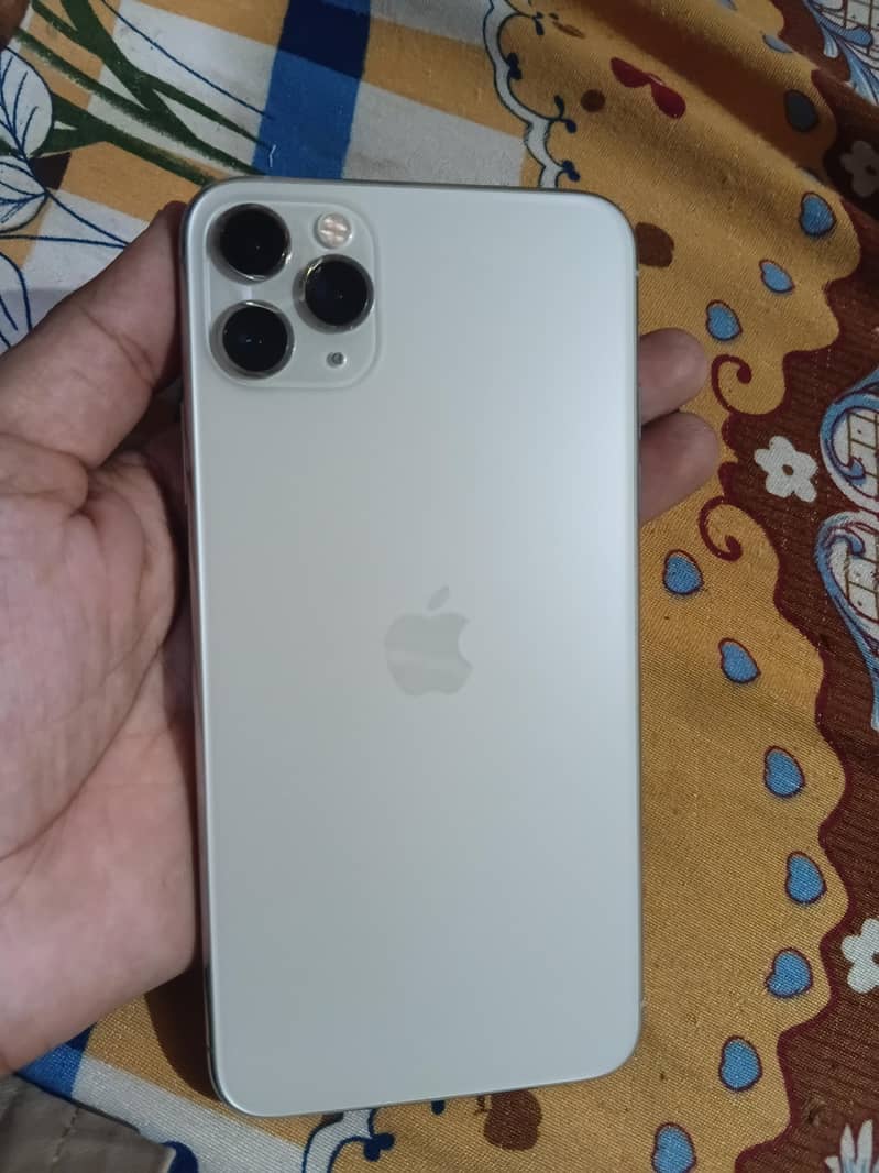 Apple iPhone 11 Pro Max 0