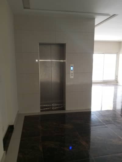 One bedroom furnished flat available For Rent Tremezzo Bahria Town phase 7