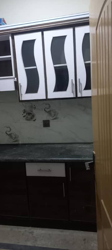 1 bed room with wash room kitchen for rent