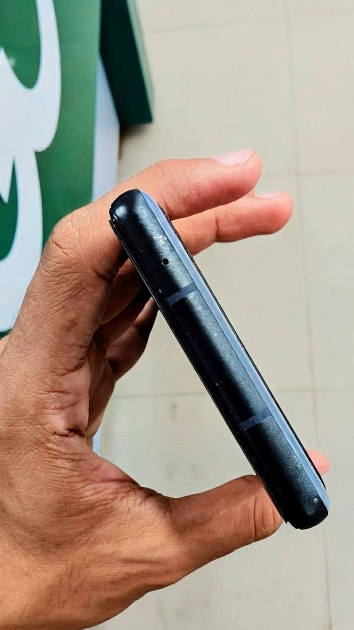 Google Pixel 6a 1