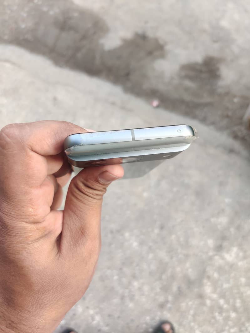 Google Pixel 8 1