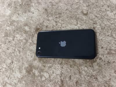 Apple iPhone SE