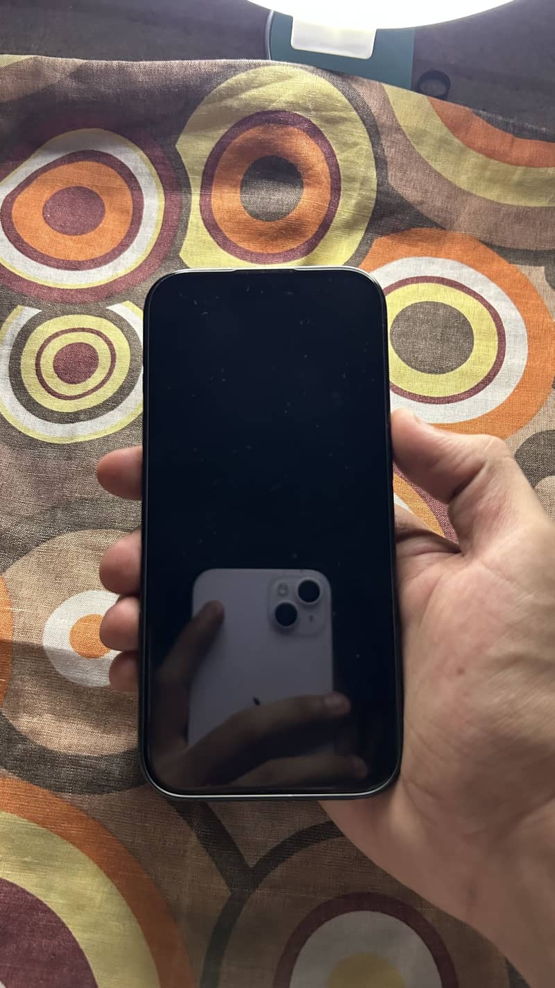 Apple iPhone 16 Pro 0