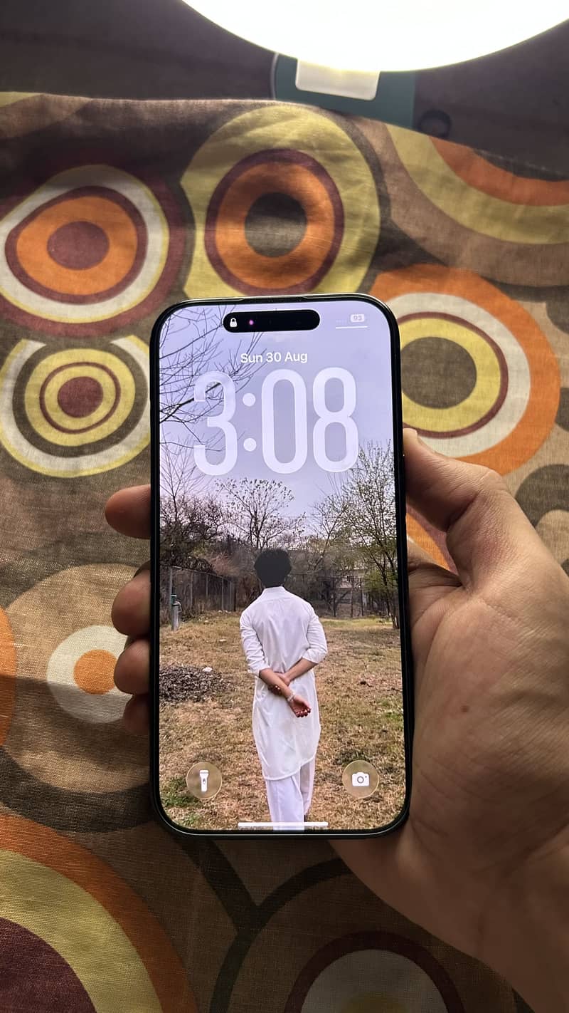 Apple iPhone 16 Pro 5