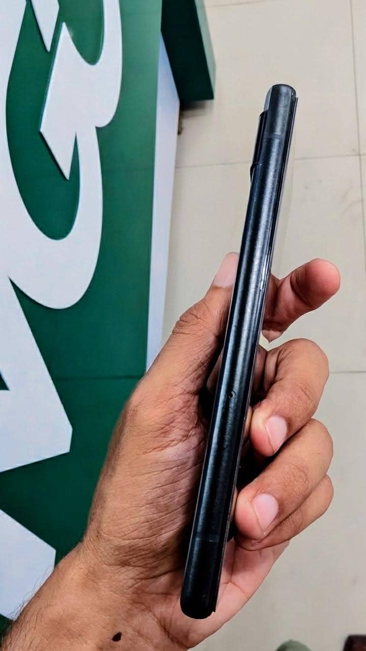 Google Pixel 6a 3