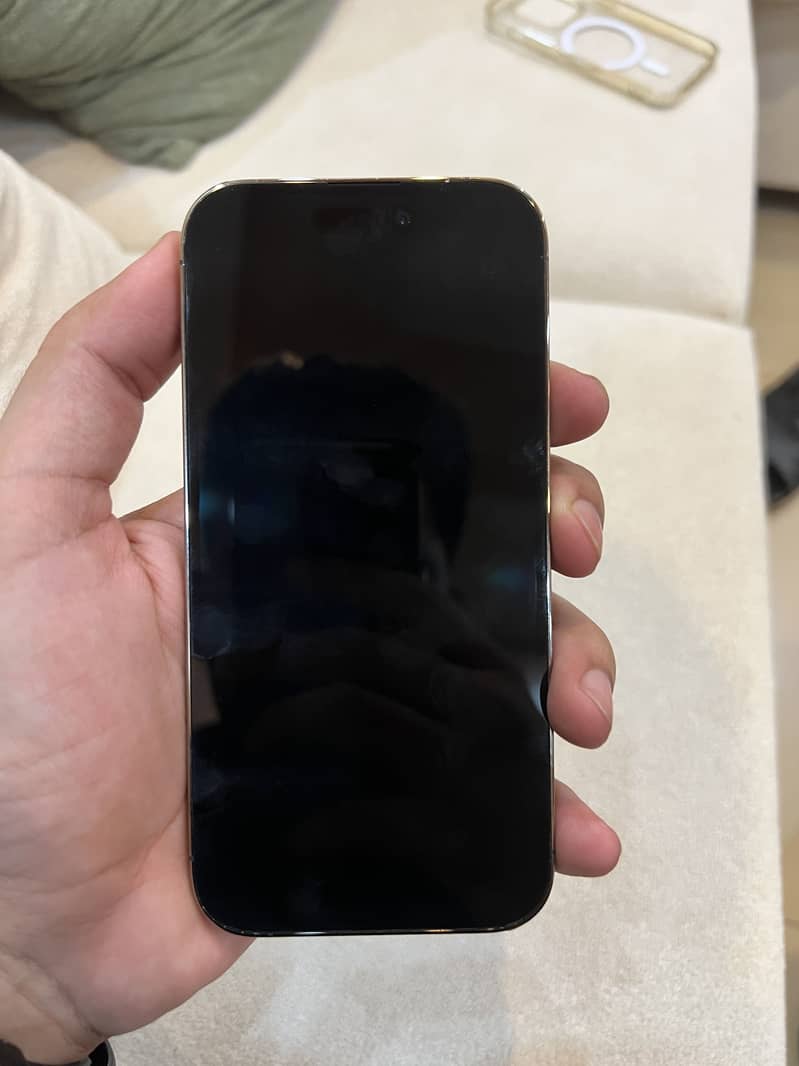 Apple iPhone 14 Pro 1