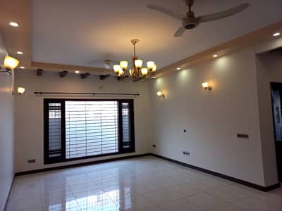 Like brand slightly use Portion Available For Rent Dha Phase 7ext khy azizi bhittai